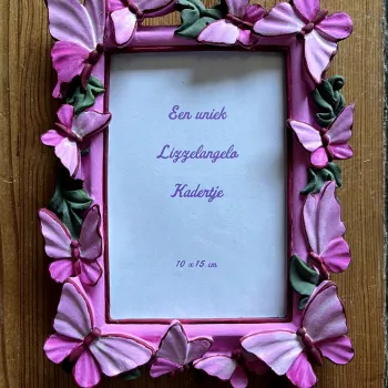 Kadertje met roze vlindertjes 39,95€